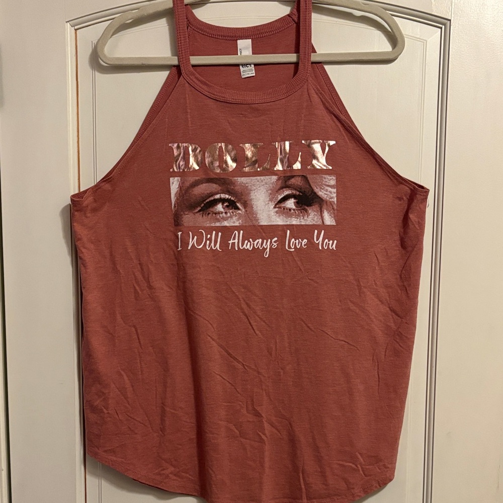 Dollywood Women's Rust Graphic Tank Top